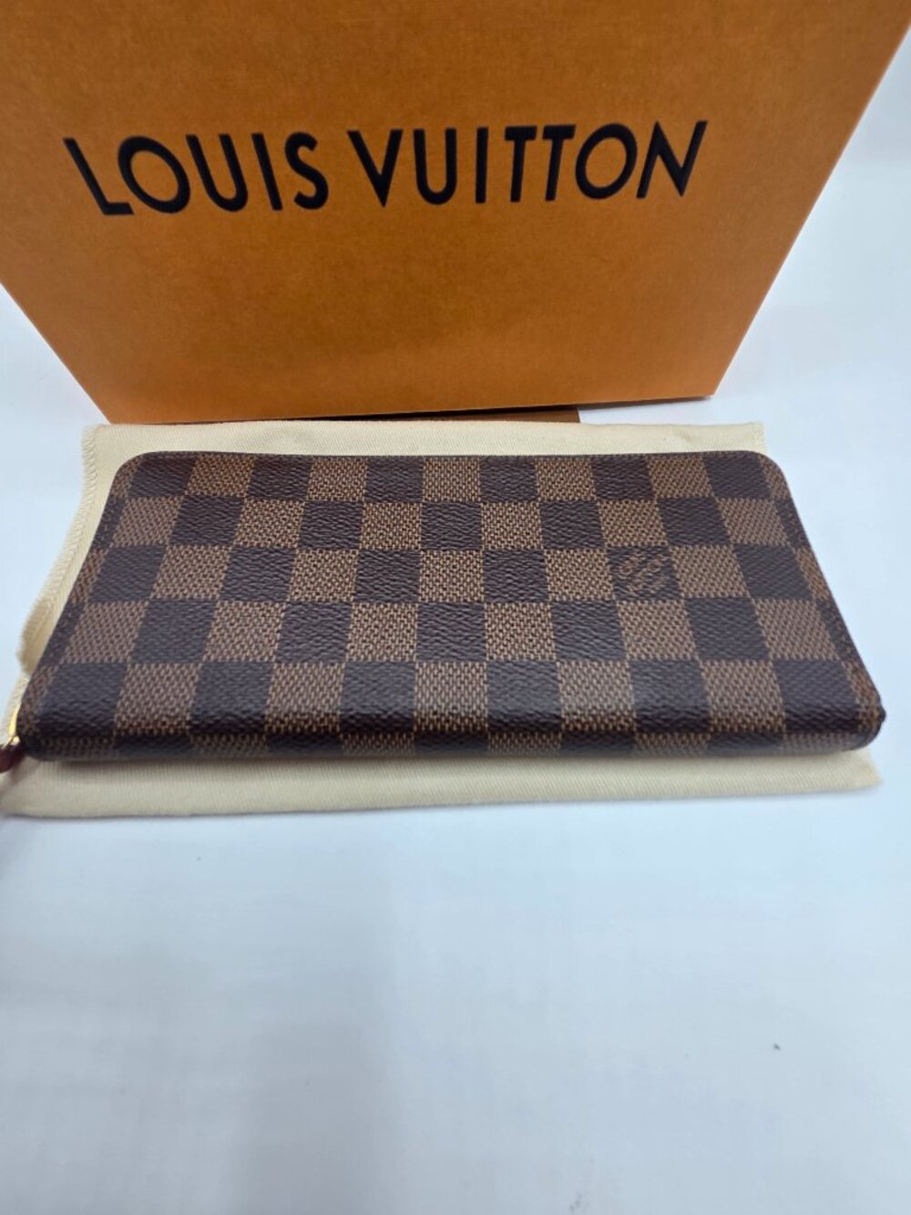 Women's Damier Ebene Clemence wallet